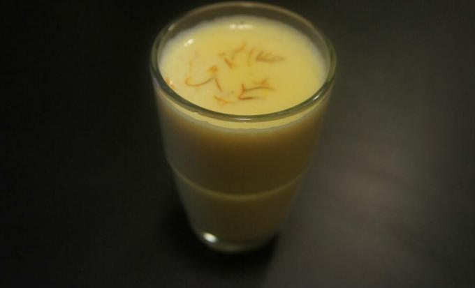 Golden melk - golden melk