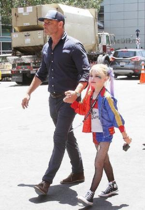 Ikke som alle andre: sønnen til Hollywood-skuespillerinnen Naomi Watts går i kjoler