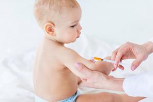 Hvordan forberede barnet ditt for vaksinasjon: råd fra Dr. Komarovsky