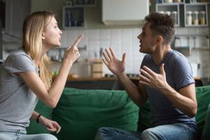 Hvordan opprettholde et forhold etter en skilsmisse: 8 regler