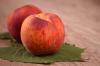 Peaches - gode og skade på helse av organismen