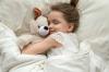 Barns søvn på ferie: hvordan ikke slippe regimet - råd fra en søvnlege
