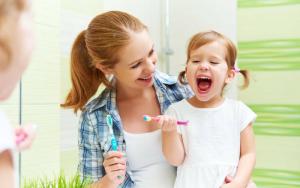 5 grunner til dårlig ånde i et barn: Vær forsiktig