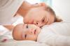 Omkretsen av hodet og brystet til barnet: normal og når du skal bekymre deg