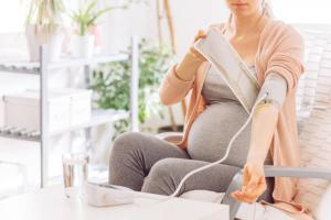 Slag under graviditet og fødsel: de viktigste risikofaktorene