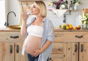 Alt du trenger å vite om livmoren og fostervannet før fødselen