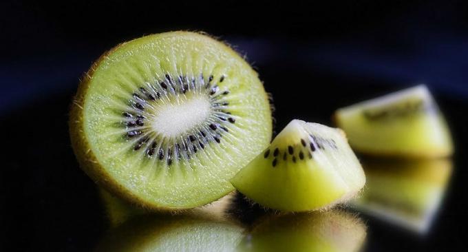Kiwi frukt - kiwi